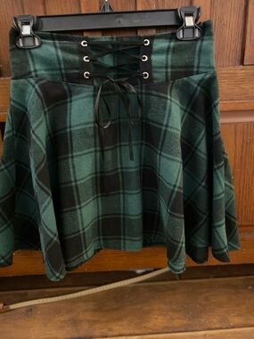 Green Plaid Lace-Up Skater Skirt